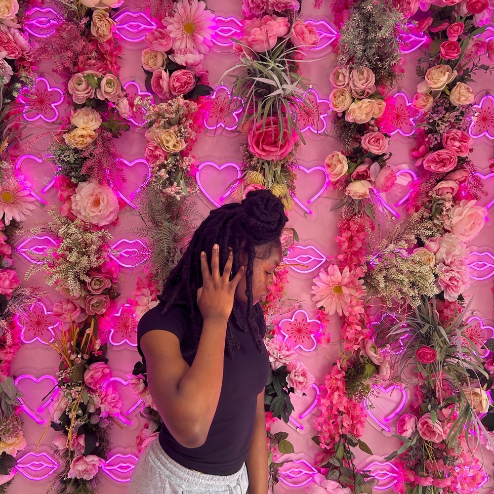 Meet your Posher, Ugonna🌸🩷